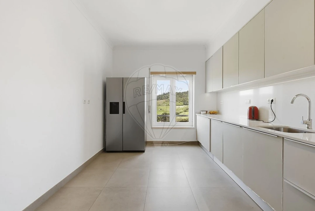 Apartamento T3 para Venda em Azueira e Sobral da Abelheira Foto 9