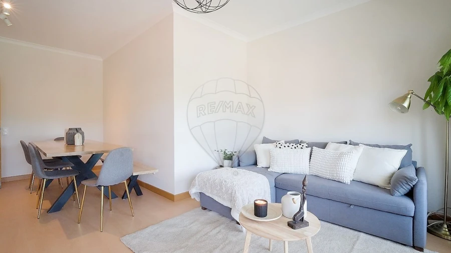 Apartamento T3 para Venda em Azueira e Sobral da Abelheira Foto 2