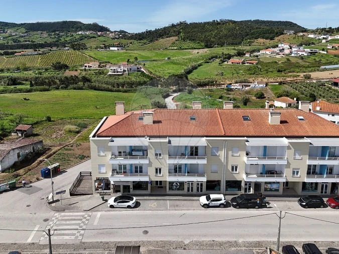 Apartamento T3 para Venda em Azueira e Sobral da Abelheira Foto 27