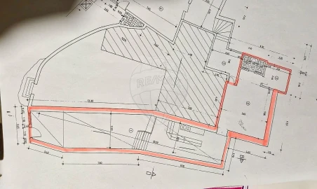 Moradia para Venda em Azueira e Sobral da Abelheira