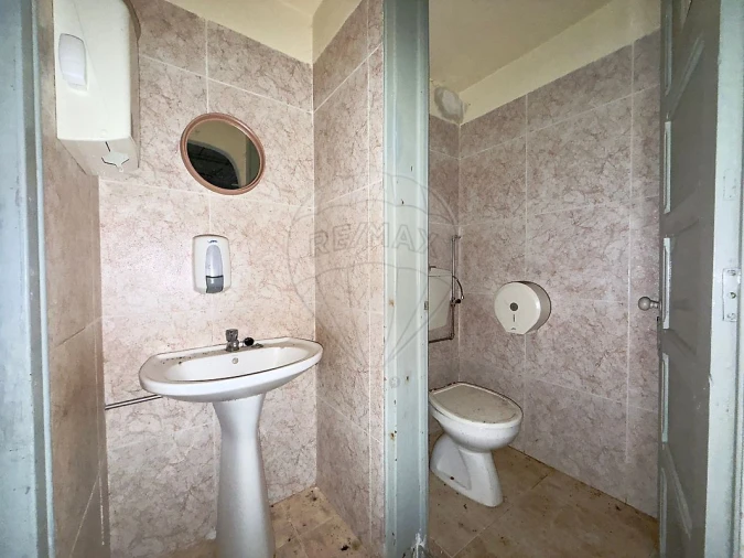 Moradia para Venda em Azueira e Sobral da Abelheira Foto 5