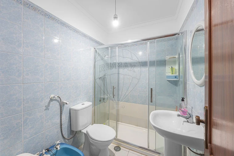 Apartamento T4 para Venda em Massamá e Monte Abraão Foto 17