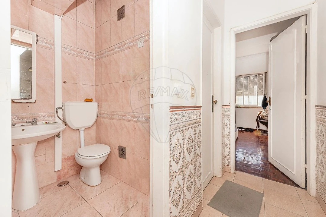 Apartamento T3 para Venda em Águas Livres Foto 8