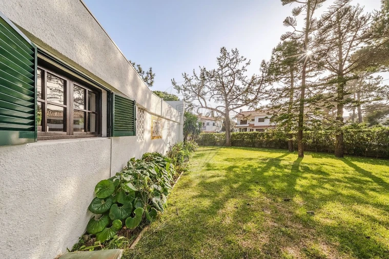 Moradia T3 para Venda em Colares Foto 20