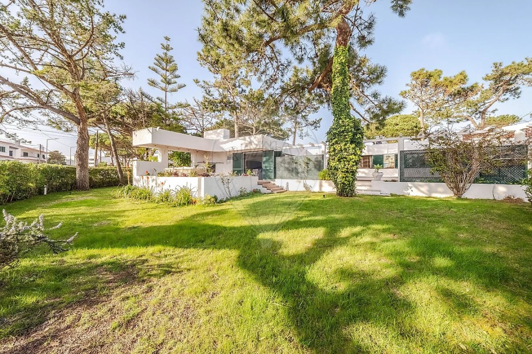 Moradia T3 para Venda em Colares Foto 12