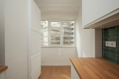 Apartamento T2 para Arrendamento em Lumiar