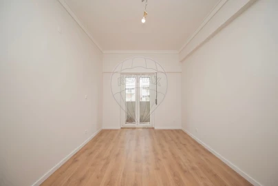 Apartamento T2 para Arrendamento em Lumiar