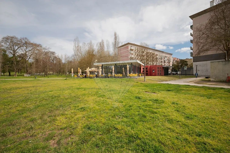 Apartamento T2 para Arrendamento em Lumiar Foto 48