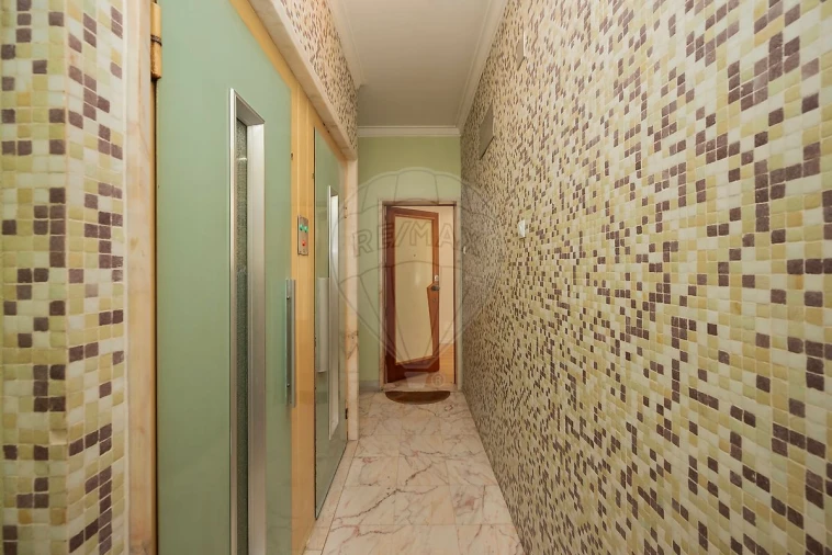 Apartamento T2 para Arrendamento em Lumiar Foto 17