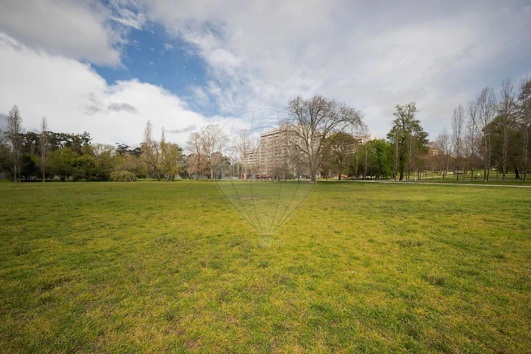 Apartamento T2 para Arrendamento em Lumiar Foto 44