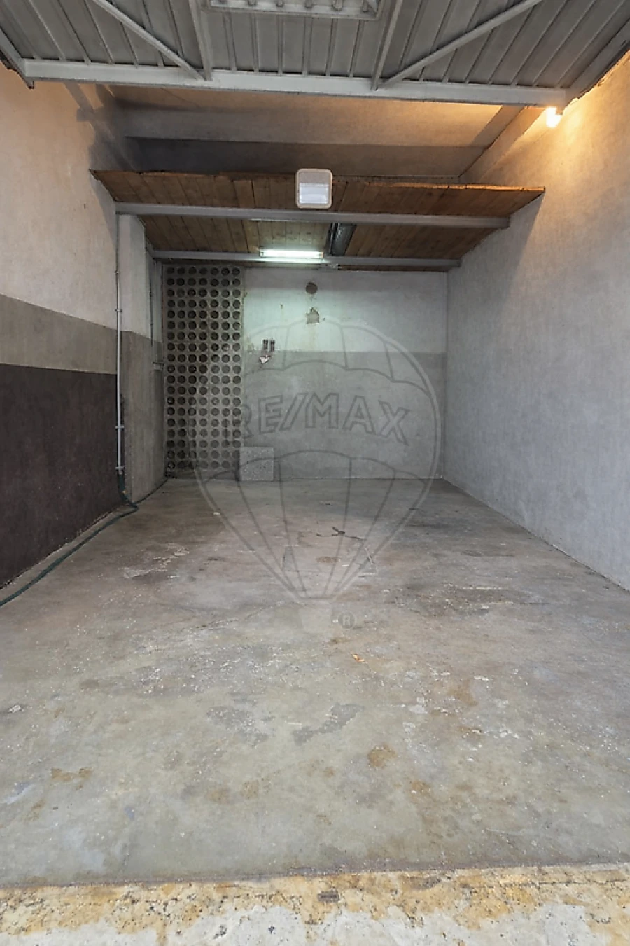 Garagem para Venda em Alhandra, São João dos Montes e Calhandriz Foto 2