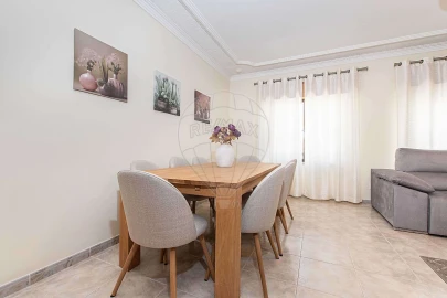 Apartamento T3 para Venda em Alverca do Ribatejo e Sobralinho