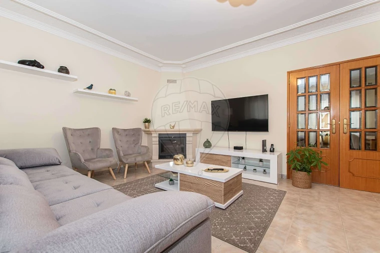 Apartamento T3 para Venda em Alverca do Ribatejo e Sobralinho Foto 17