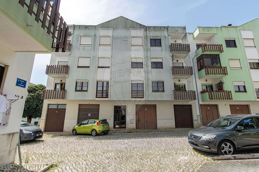 Apartamento T3 para Venda em Alverca do Ribatejo e Sobralinho Foto 4