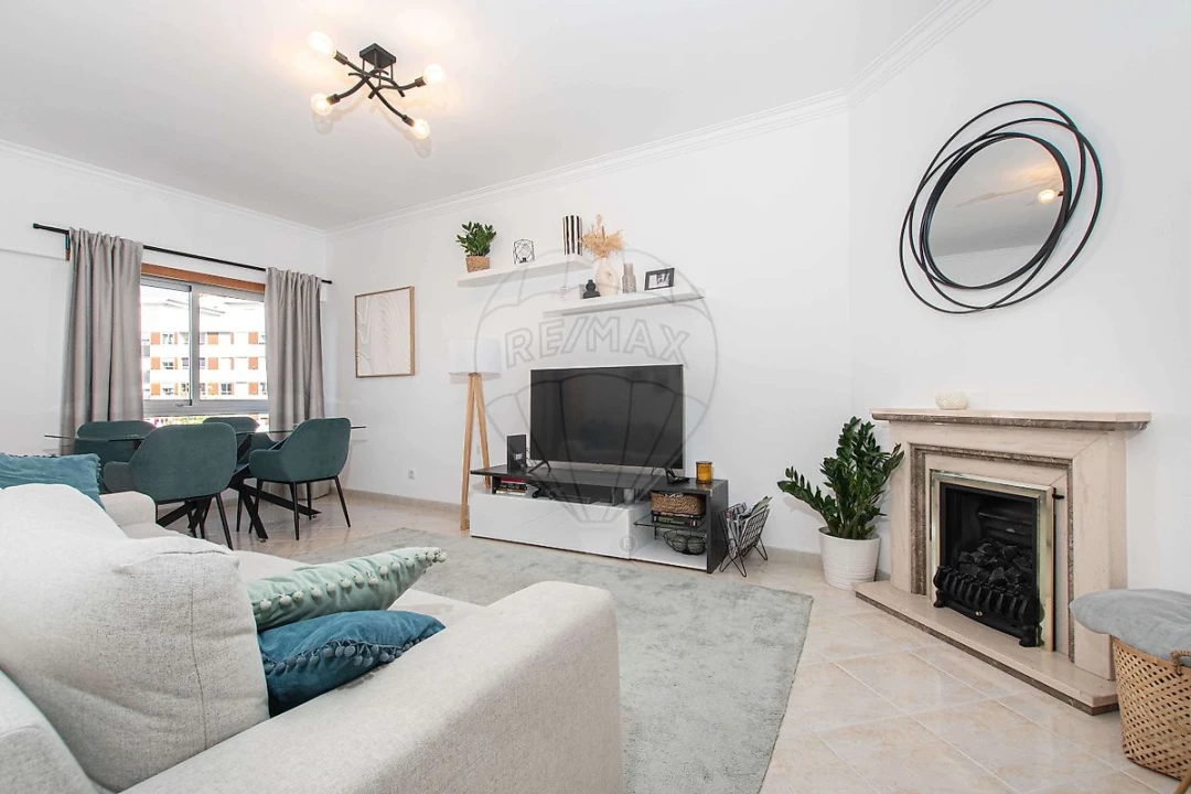 Apartamento T2 para Venda em Póvoa de Santa Iria e Forte da Casa Foto 10