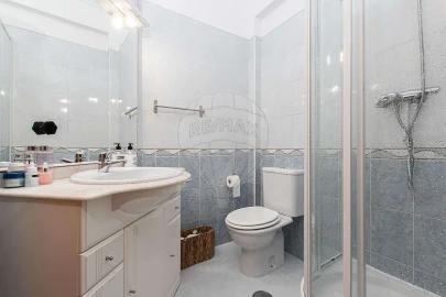 Apartamento T2 para Venda em Póvoa de Santa Iria e Forte da Casa