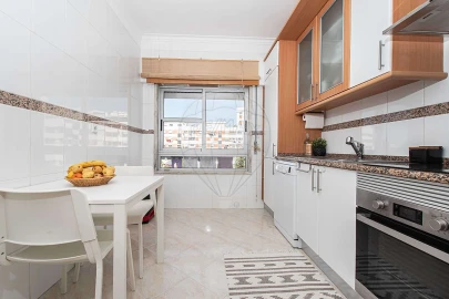Apartamento T2 para Venda em Póvoa de Santa Iria e Forte da Casa