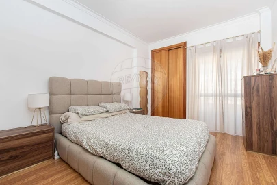 Apartamento T2 para Venda em Póvoa de Santa Iria e Forte da Casa