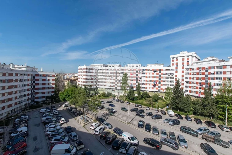 Apartamento T2 para Venda em Póvoa de Santa Iria e Forte da Casa Foto 16
