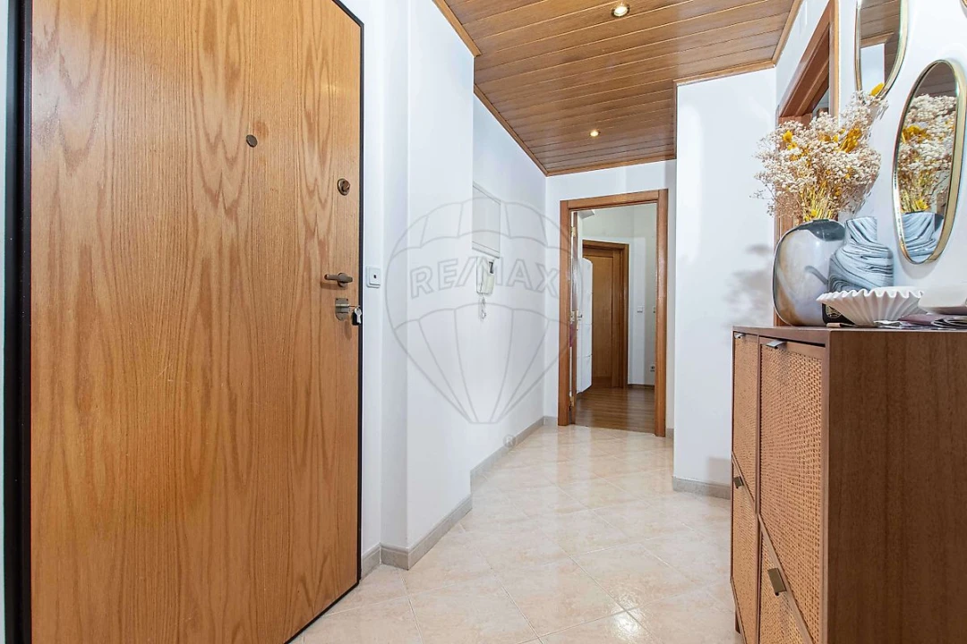 Apartamento T2 para Venda em Póvoa de Santa Iria e Forte da Casa Foto 13
