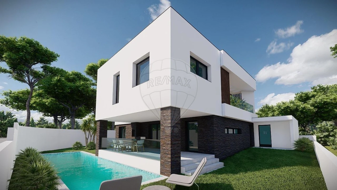 Moradia T4 para Venda em Charneca de Caparica e Sobreda Foto 1