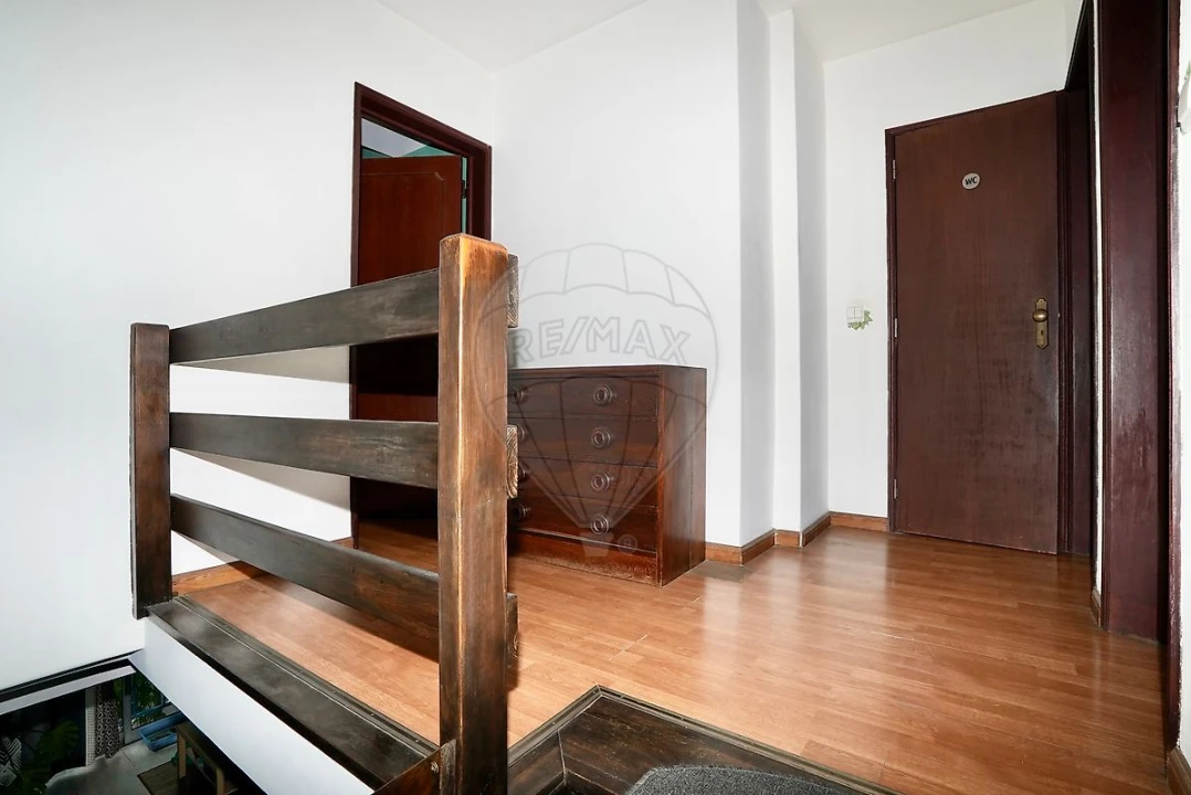 Apartamento T3 para Venda em Alverca do Ribatejo e Sobralinho Foto 9