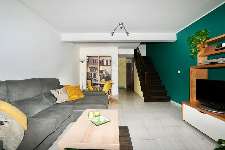 Apartamento T3 para Venda em Alverca do Ribatejo e Sobralinho Foto 4