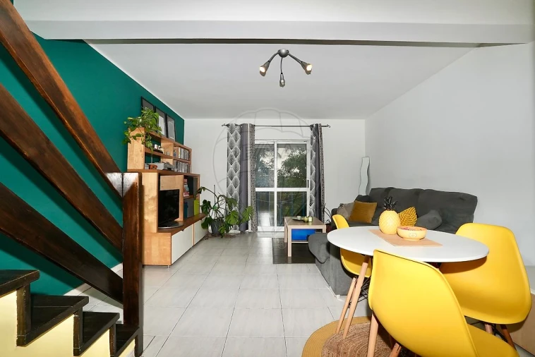 Apartamento T3 para Venda em Alverca do Ribatejo e Sobralinho Foto 2