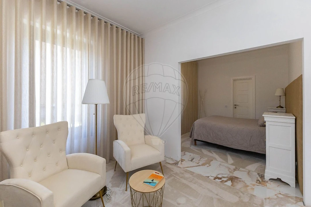 Moradia T4 para Venda em Gulpilhares e Valadares Foto 16