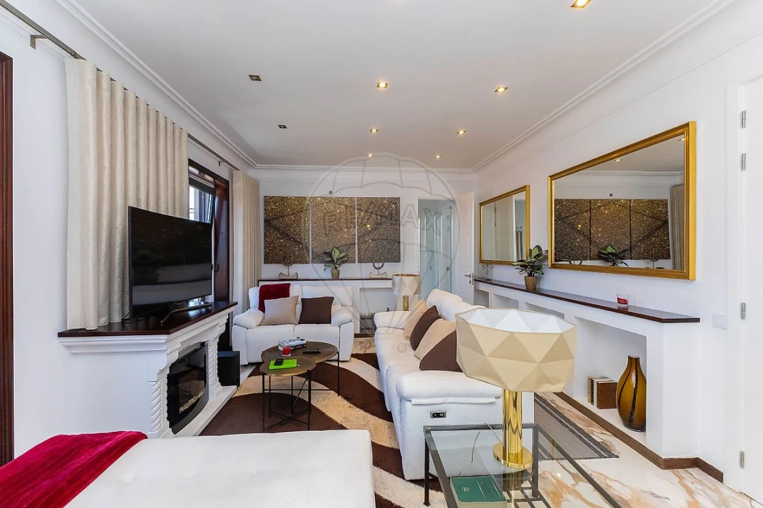 Moradia T4 para Venda em Gulpilhares e Valadares Foto 6