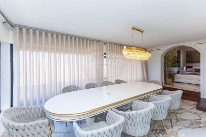 Moradia T4 para Venda em Gulpilhares e Valadares