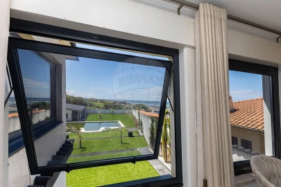 Moradia T4 para Venda em Gulpilhares e Valadares