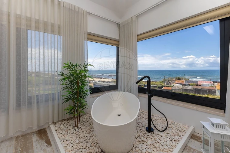 Moradia T4 para Venda em Gulpilhares e Valadares Foto 35