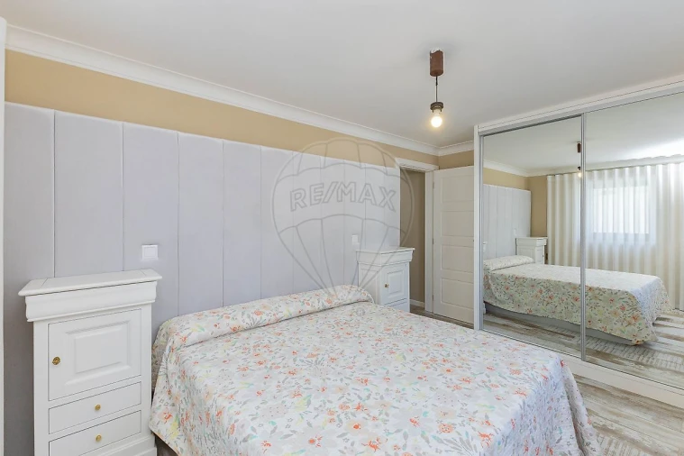 Moradia T4 para Venda em Gulpilhares e Valadares Foto 22