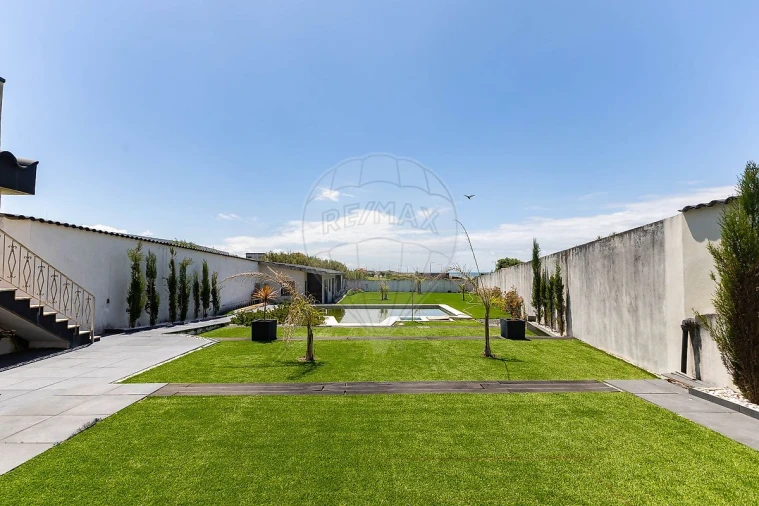 Moradia T4 para Venda em Gulpilhares e Valadares Foto 39