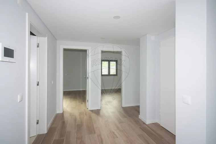 Apartamento T2 para Venda em Alenquer (Santo Estêvão e Triana) Foto 4