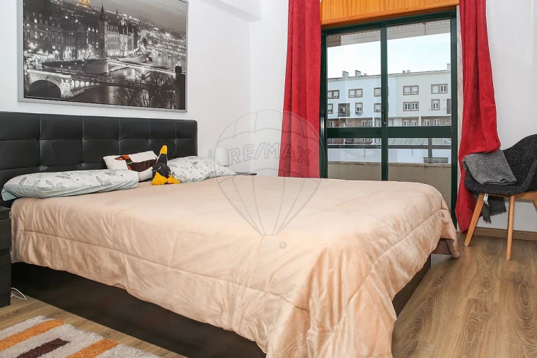 Apartamento T3 para Venda em Carregado e Cadafais Foto 18