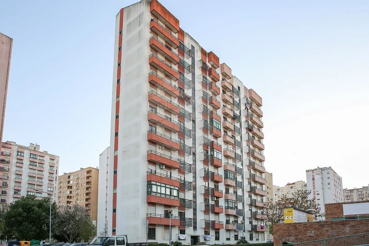 Apartamento T3 para Venda em Carregado e Cadafais Foto 29