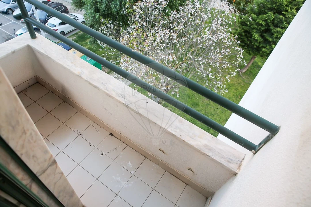 Apartamento T3 para Venda em Carregado e Cadafais Foto 22
