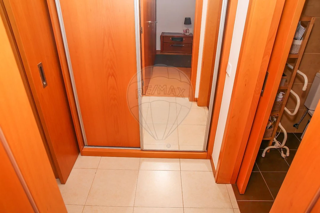 Apartamento T3 para Venda em Carregado e Cadafais Foto 2