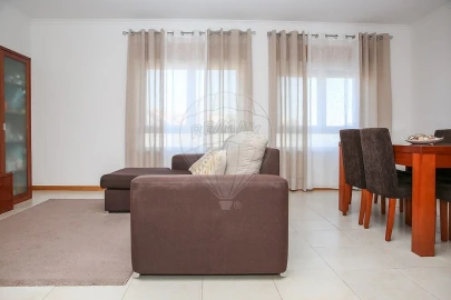 Apartamento T3 para Venda em Carregado e Cadafais