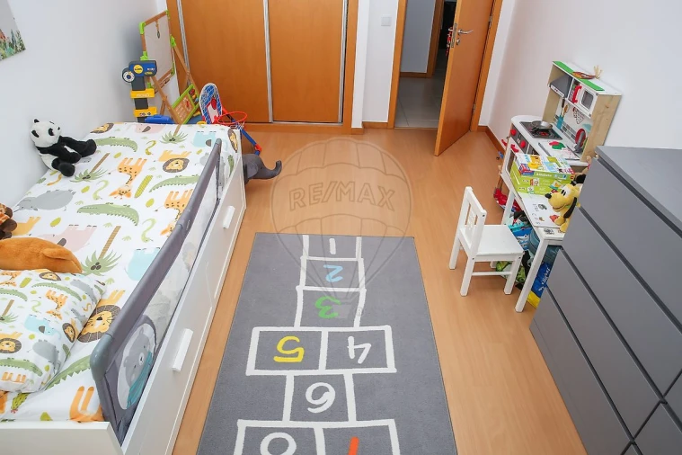 Apartamento T3 para Venda em Carregado e Cadafais Foto 13