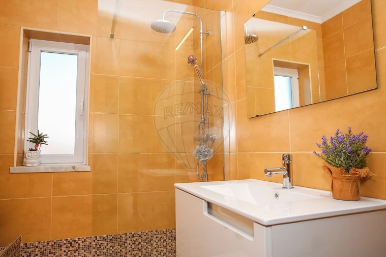 Apartamento T3 para Venda em Carregado e Cadafais Foto 30