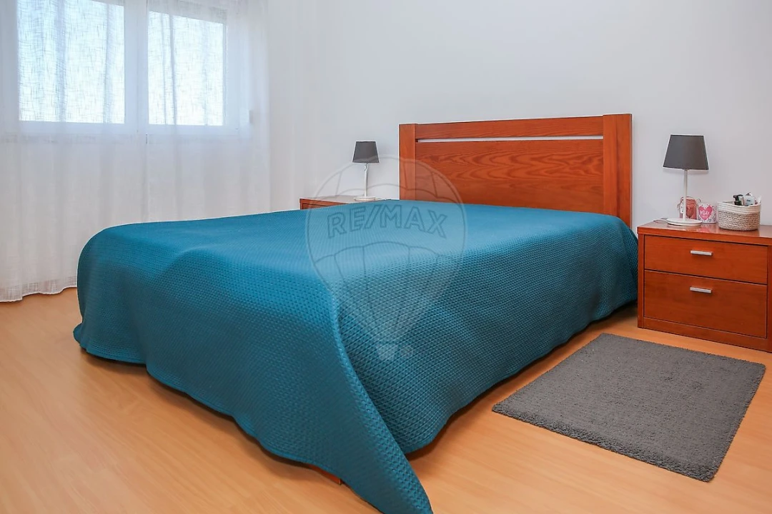 Apartamento T3 para Venda em Carregado e Cadafais Foto 23