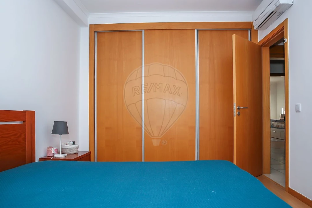 Apartamento T3 para Venda em Carregado e Cadafais Foto 25