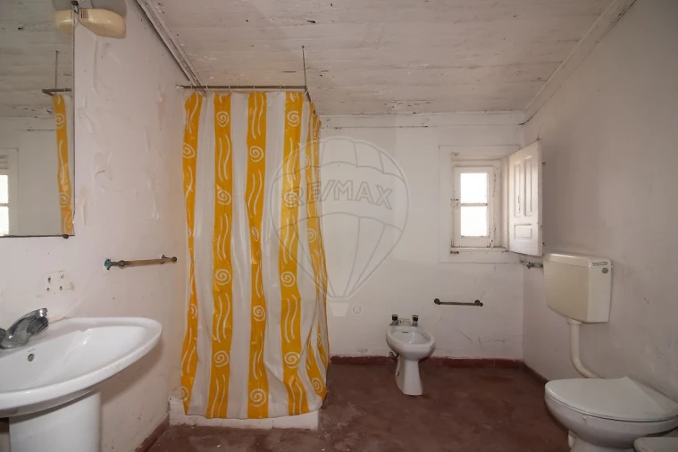 Moradia T2 para Venda em Ribafria e Pereiro de Palhacana Foto 13