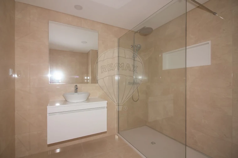 Apartamento T2 para Venda em Alenquer (Santo Estêvão e Triana) Foto 4