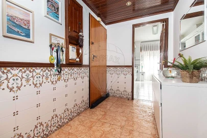Apartamento T2 para Venda em Carregado e Cadafais