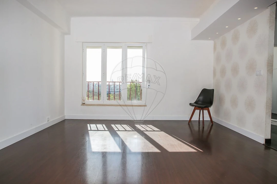 Apartamento T2 para Venda em Olivais Foto 9