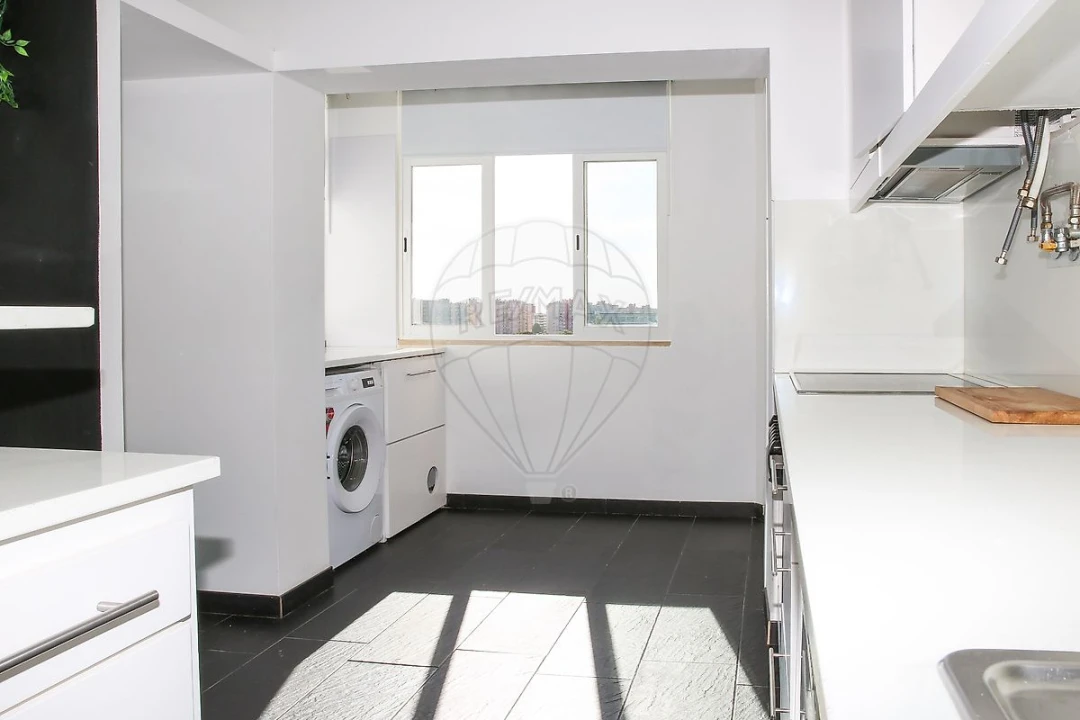 Apartamento T2 para Venda em Olivais Foto 15